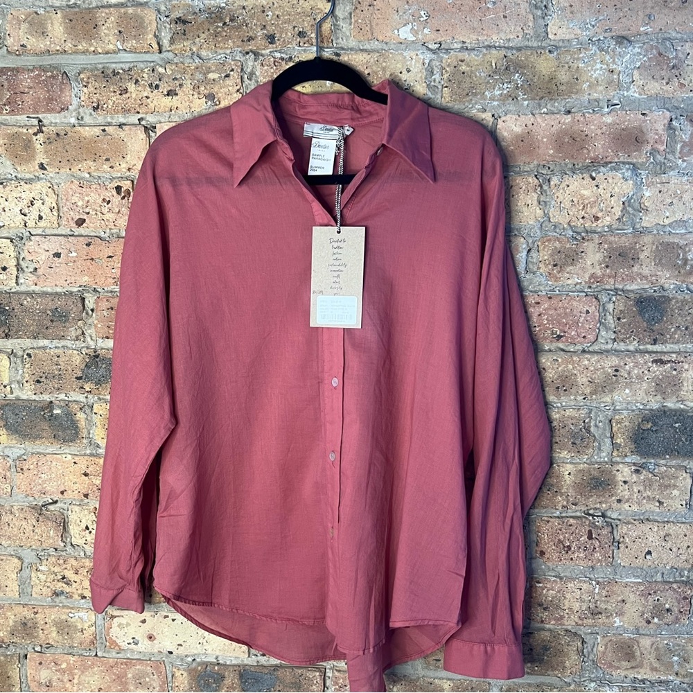 Devotion Twins Brick Red Button Down, Size S, Nev… - image 1